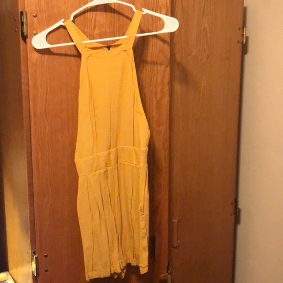 Romper - Picture 3 of 4